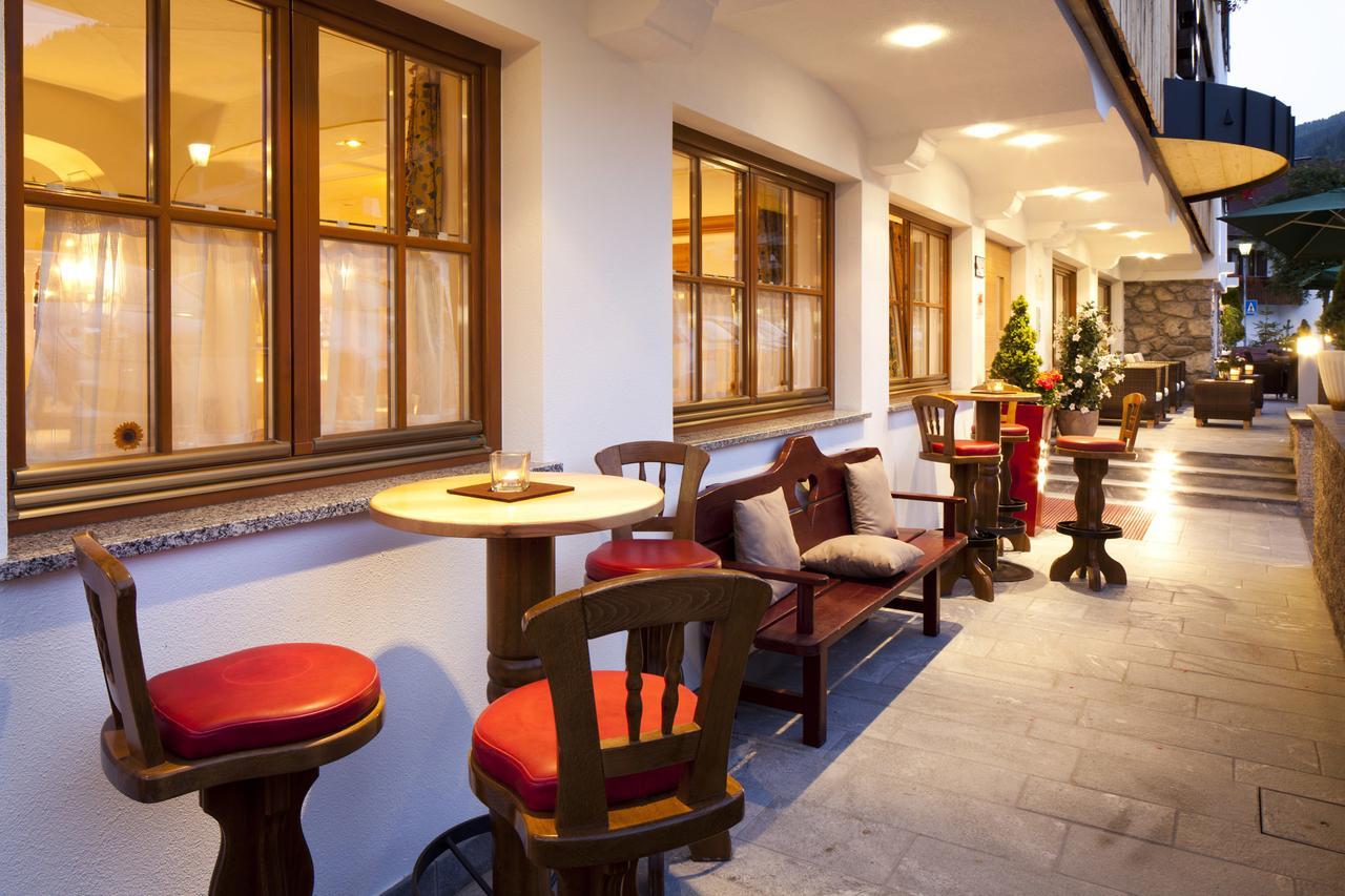 Hotel Christian Corvara Zewnętrze zdjęcie