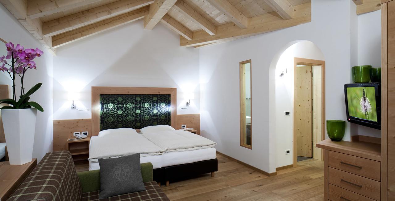 Hotel Christian Corvara Zewnętrze zdjęcie