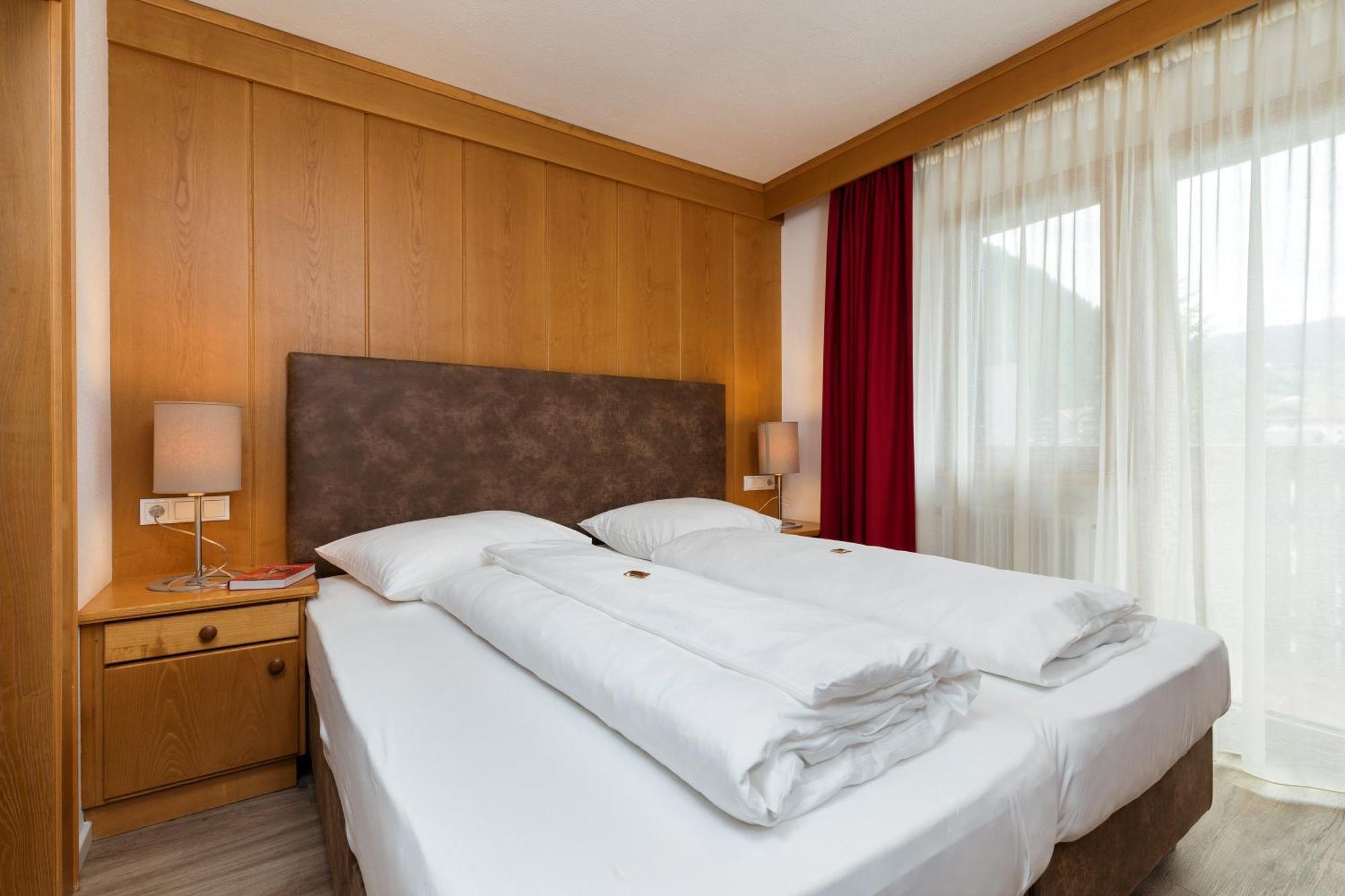 Hotel Christian Corvara Zewnętrze zdjęcie